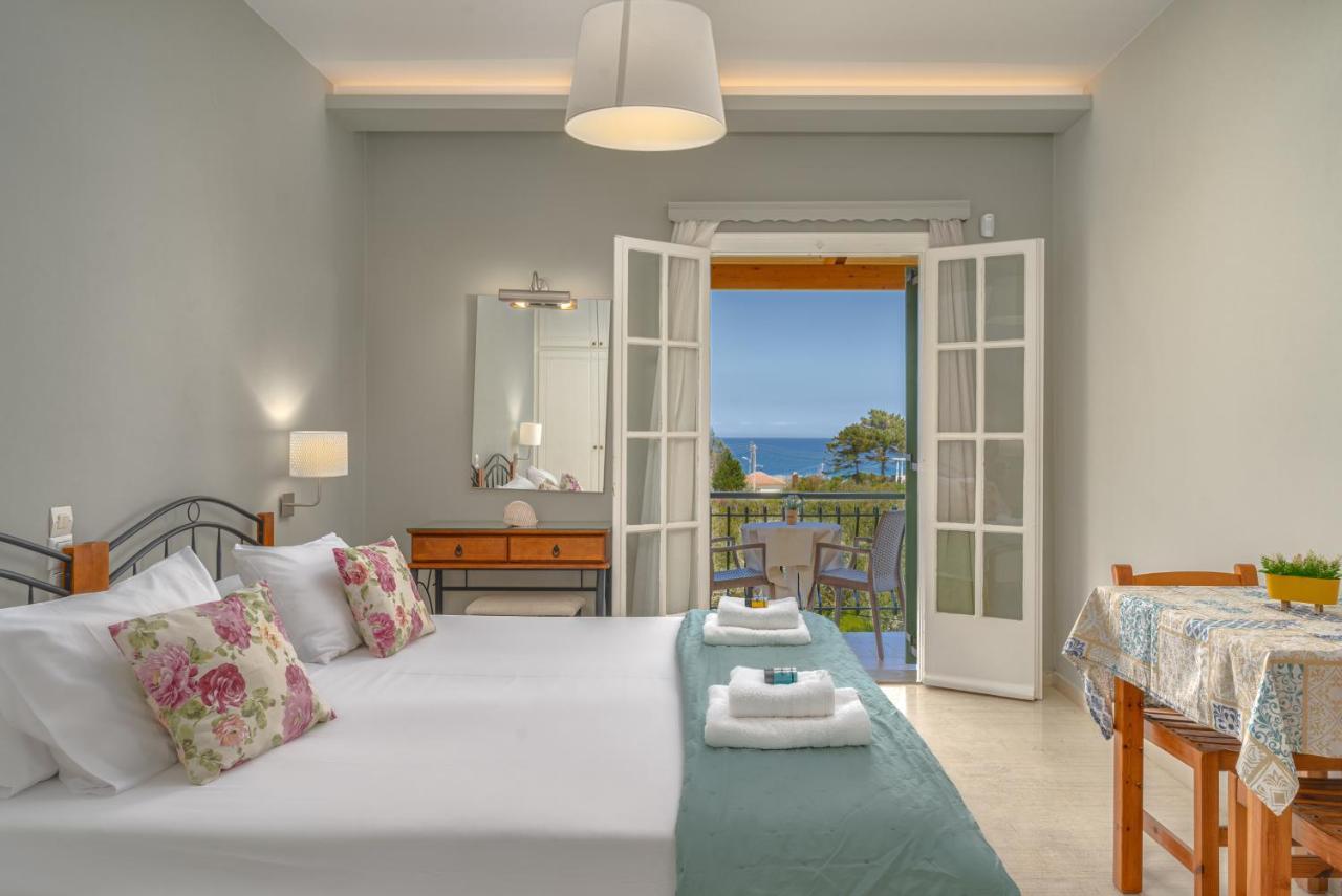 Porto Giardino Apartments Kypseli Екстер'єр фото
