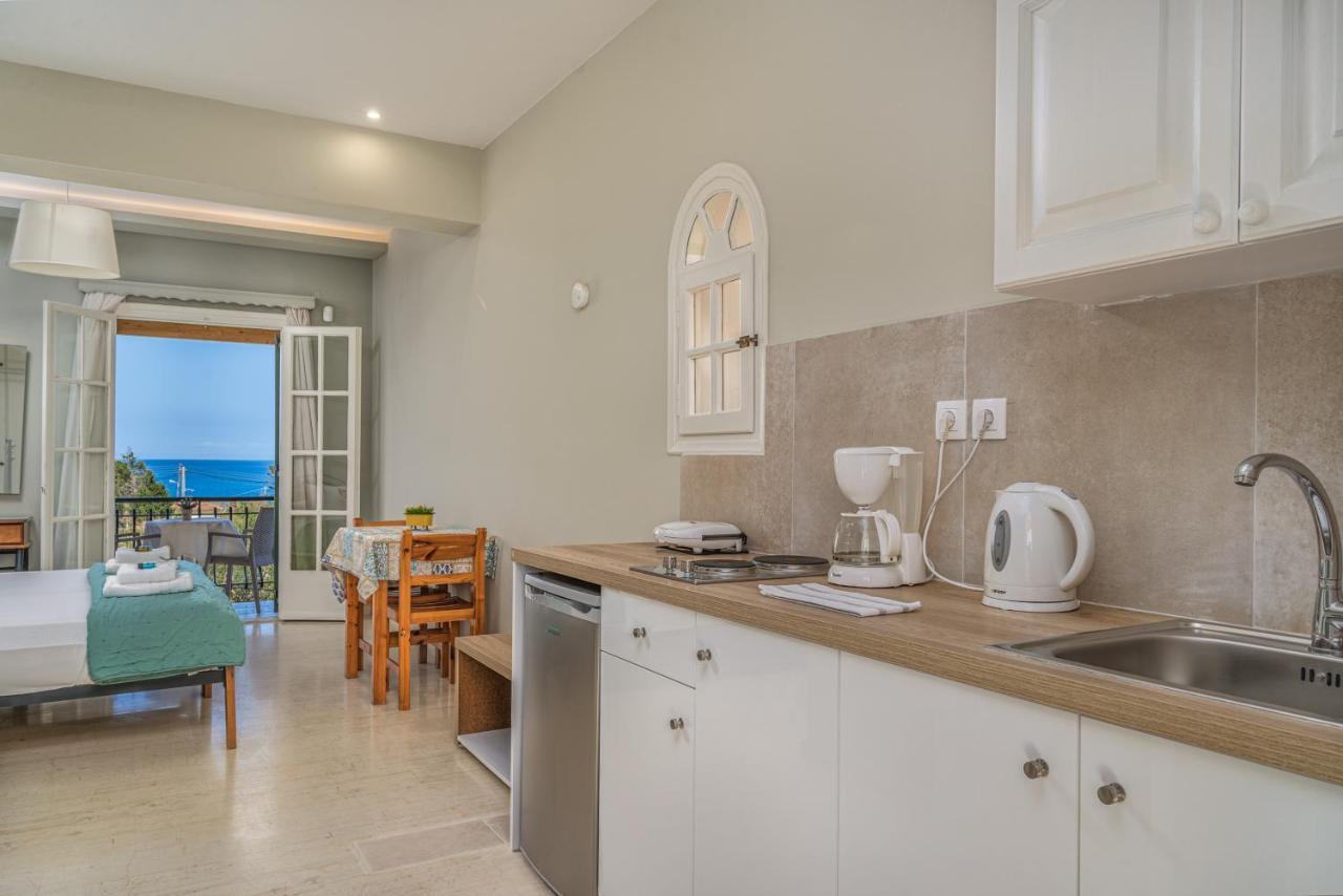 Porto Giardino Apartments Kypseli Екстер'єр фото