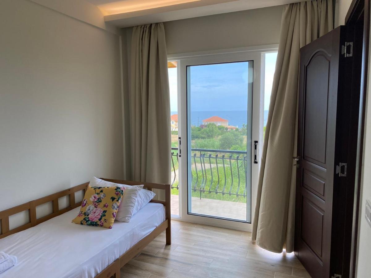 Porto Giardino Apartments Kypseli Екстер'єр фото