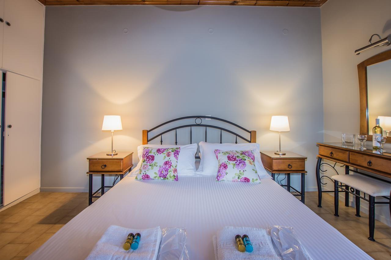 Porto Giardino Apartments Kypseli Екстер'єр фото